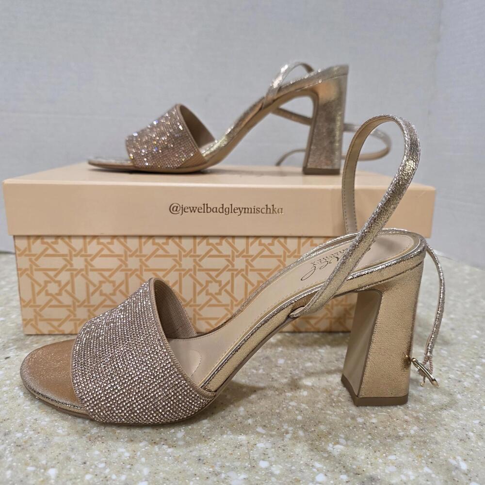 Jewel Badgley Mischka Women's Hattie Ankle Strap Sandal Rose Gold Women's Size 8 - Picture 2 of 9